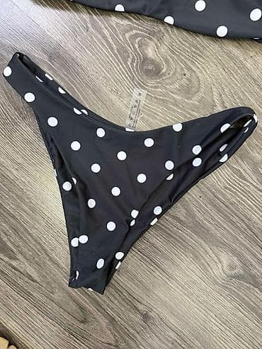 kupaci kragujevac: Prrelep polka dots kupači kostim, M veličine — 3