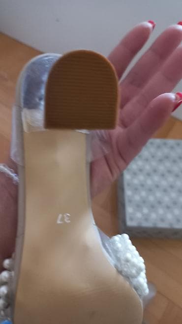 pandora narukvice srce: Silikonske sandale 37 broj, na prodaju. Jednom obuvene na kratko, jer — 3