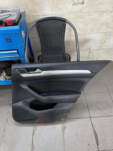 TAPACIR VRATA ZA VOLKSWAGEN PASSAT B8 | Tapacir zadnjih desnih vrata na lalafo.rs TAPACIR VRATA ZA VOLKSWAGEN PASSAT B8 | Tapacir zadnjih desnih vrata