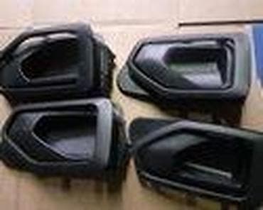 UNUTRAŠNJE BRAVICE ZA PEUGEOT 306 OD 1996. DO 2001. GOD. | na lalafo.rs UNUTRAŠNJE BRAVICE ZA PEUGEOT 306 OD 1996. DO 2001. GOD. |