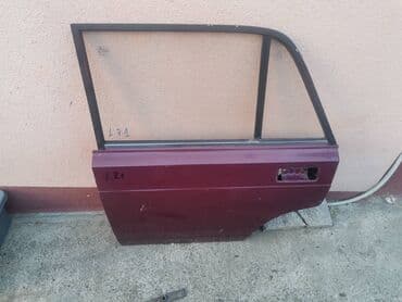 presvlake za prednja sedista: Vrata zadnja leva Lada 2107 Riva,2105 u bordo boji . Vrata su — 2