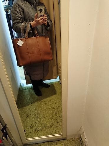 Kostimi za maskenbal: Ženske torbe nove 4700,00 — 7