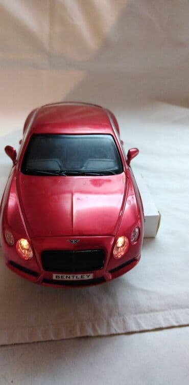 milami dexy co: Na daljinski Bentley Continental GTV8, 1:24,China,svetli napred i — 3