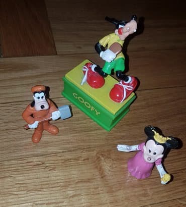 dinosaurusi igracke: Disney - Goofy, Minnie Mouse.
silja i mini maus. 
cena za komad — 1