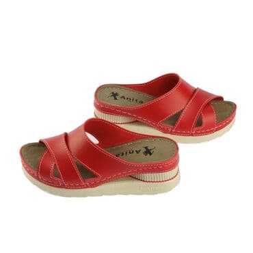 converse нови сад слике: DOSTUPNE U 7 BOJA OD 36 DO 42 Crne anatomske klompe sa kaiševima i — 5