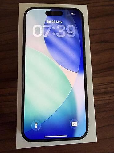 Apple Iphone 16 128gb u fabrickom stanju ✓Boja Crna  ✓Nikada nije
