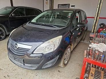 pumpa za gorivo golf 2 1.6 benzin: OPEL MERIVA 1.7 2011. GOD. - KOMPLETAN AUTO U DELOVIMA | 1.7cdti — 1