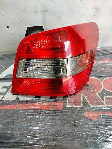 STOP SVETLO DESNO ZA MERCEDES BENZ GLK 220 OD 2008. DO 2012. GOD. | na lalafo.rs STOP SVETLO DESNO ZA MERCEDES BENZ GLK 220 OD 2008. DO 2012. GOD. |