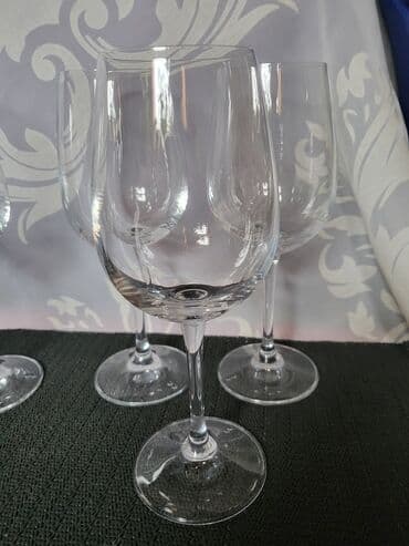 kristalne čaše prodaja: Case nove,vintaz kristal za vino Montana Nemacka. Case tanji — 13