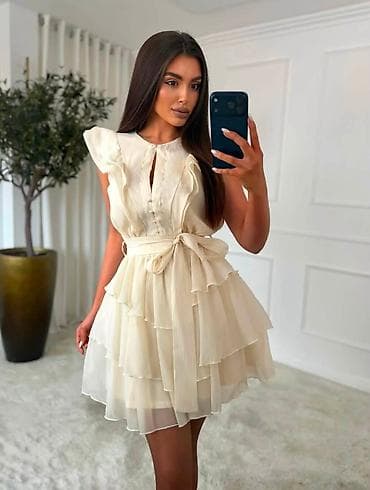 prirodne perike cena: 06. Najlepše haljinice
Veličine : S/M i M/L
Cena : 3.800 dinara H — 2