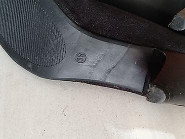 zip kese lidl: Zenske cipele 38-500 dinara Dobro ocuvane Broj 38 Gaziste 24 Saljem — 6