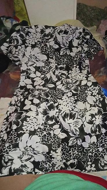 sparrow haljine: Lot ženske odeće – haljine (4 kom) - Zelena letnja haljina na — 4