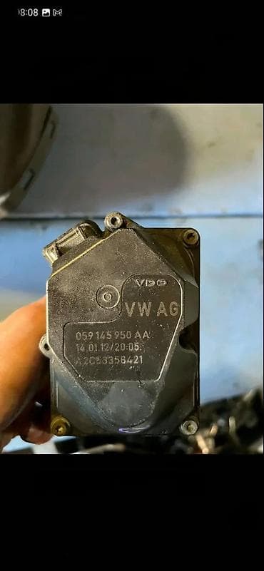 bt holding: AUDI A6 A7 A8 Q5 KLAPNA GASA AA | audi vagen delovi 06******** — 4
