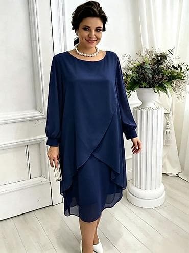 comma svecane haljine: Haljine za punije
Cena 2800
Vel. do 5xl
V22 — 2