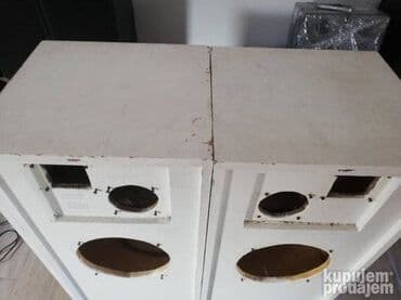 Audio: -basovi 10 inca; 130w; 8 oma ispravni, vesanja za zamenu=70e/par — 10