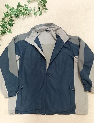 spitfire jakne: Lagana Shamp jakna XL kapuljača spakovana u okovratniku, po dnu jakne — 5