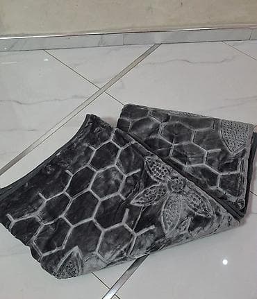Ćebe 3kg 220x240 3500din
Ćebe 1.5kg 150x200 2500din
T na lalafo.rs Ćebe 3kg 220x240 3500din
Ćebe 1.5kg 150x200 2500din
T