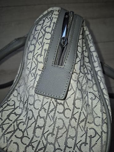 braon torbe ženske: Torba Calvin Klein – monogram platnena torba sa ručkama - Model: CK — 4