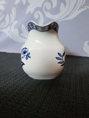 za koliko se prodaje zlatni harry potter: Bokal za mleko engleski,cvibl mustra Wedgwood iz 70ih. Bokalcic za — 5