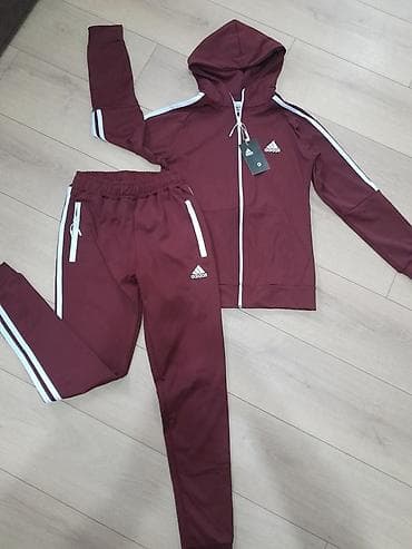 Trenerke: 🔥Praznicna akcija ✅Komplet trenerka ✅Dostupne vel M L ✅Cena 2999 — 2