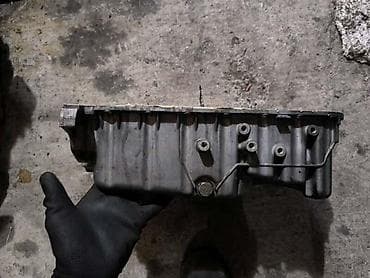 "m 725dab s" srbija cena: KARTER 2.3 V5 ZA VOLKSWAGEN BORA, GOLF 4 | Originalni karter za 2.3 — 3