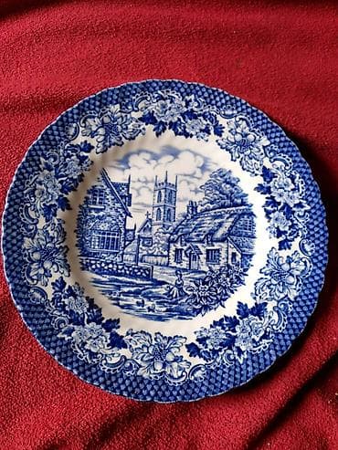 radna bunda: Set od 2 dekorativna tanjira – “Merrie Olde England” (British Anchor — 3