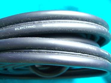 idealan poklon: 2x RCA na 2x RCA audio kabl – 5 m, OFC - Dužina: 5 metara – idealno — 2