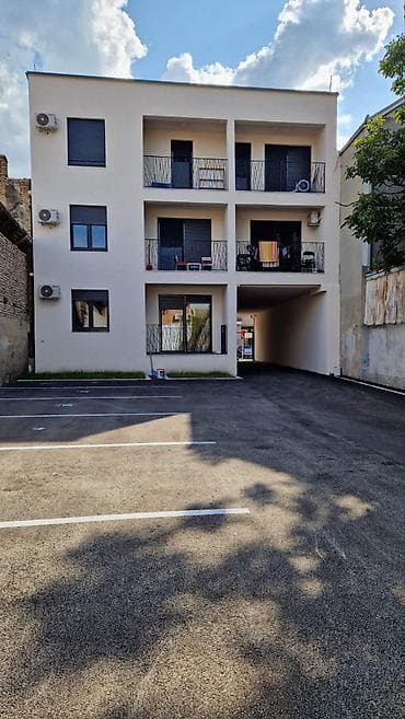 stanovi za izdavanje pozarevac: Izdajem stan u Pančevu Garsonjera Dimitrija Tucovića 48 37 kvadrata — 8