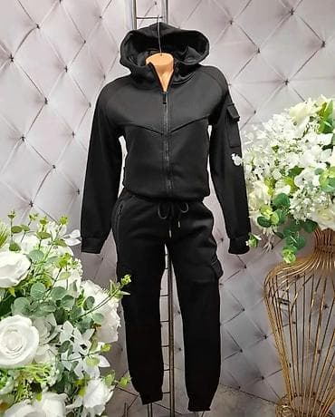 Rolke: Ženski trenerka komplet – dukserica sa kapuljačom i donji deo sa — 1