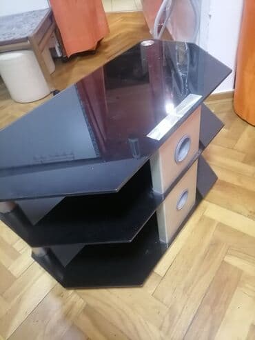 komplet spavace sobe: Polica staklena za TV neoštećena Oko 80 /40 /50 visina Staklo u boji — 7