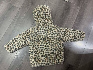 h m bebe decaci: Fur coat, 80 — 3