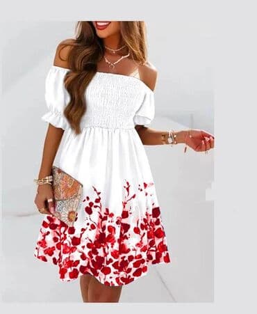 crna uska haljina na bretele: 2200 din — 1