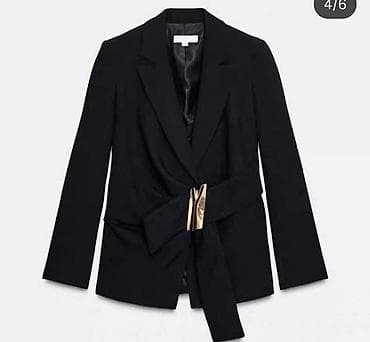 pull and bear kompleti: Zara komplet
Vel: 36-42
Cena: 4000 dinara — 2