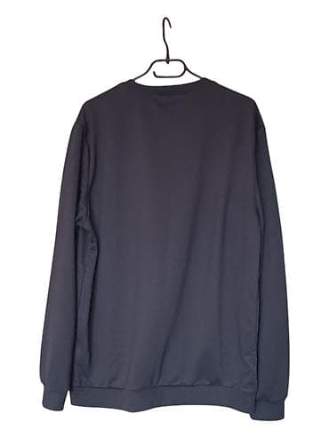 Kućna odeća: Muški duks, crne boje, klasičnog kroja sa okruglim izrezom. Dugi — 2