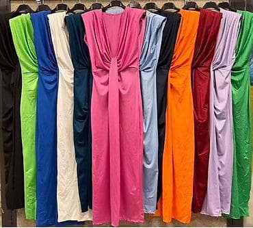 kupujem prodajem odeca: Elegantna duga haljina sa dubokim V izrezom i efektnim čvorom/naborom — 3