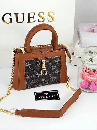 ženski pametni sat: GUESS ženska torbica – mini satchel/kamer torba sa lancem - Model — 1