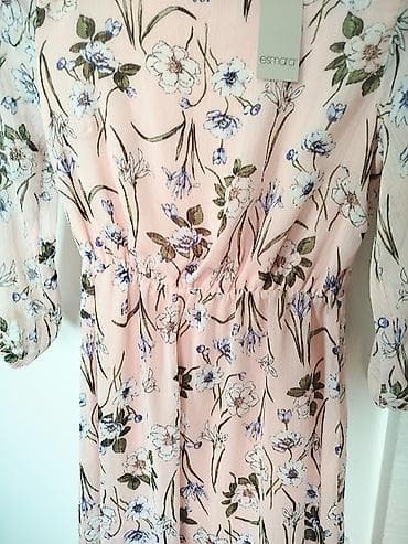 leprsave haljine: Esmara cvetna haljina vel.S Ramena 40,pazuh 50,struk 36-46.duzina — 2