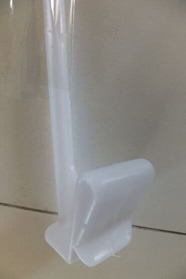 fizika sa zbirkom zadataka i prirucnikom za laboratorijske vezbe za 1 razred: Zastava Srbije za automobil - sa barjakom 43 x 30 cm Zastava Srbije za — 6