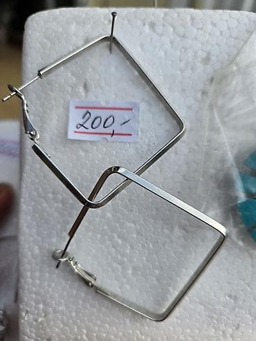 ps majice i bluze: Minđuše 200 i 300 din — 5