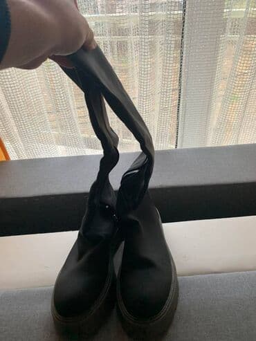 air max command black: Čizme, Bershka, 40 — 2