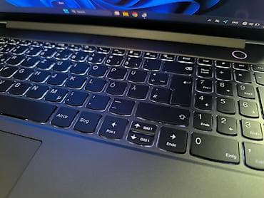 hitman igrica: Lenovo ThinkBook vrhunska serija odlicno ocuvan, kiciste je izradjeno — 9