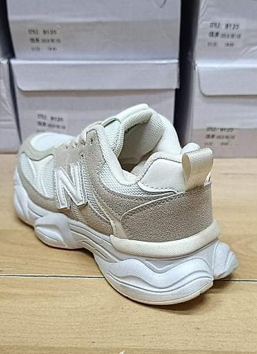 svecane patike: NB decije
 3500din
 od 31 do 36
PS✨ — 4
