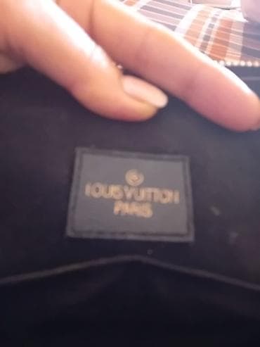 suknje sa tilom: Louis Vuitton crna torba – monogram reljef - Materijal: crna koža sa — 2