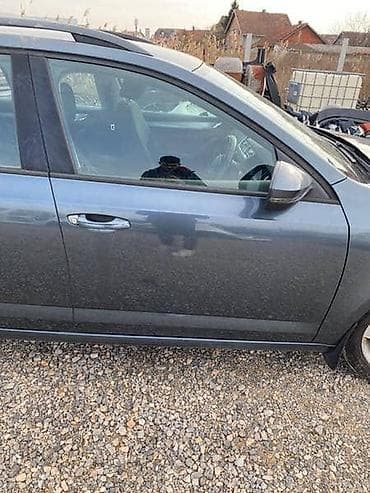 auto delovi pancevo: VRATA ZA ŠKODA OCTAVIA OD 2013. DO 2017. GOD. | Prednja desna vrata — 1
