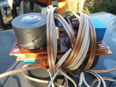 Foto i video kamere: Mb Quart 610-delovi -kutije prazne(bez icega) za 8 — 9