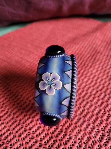 Svecnjak nov rucni rad,cvetovi fajns porcelan. 70,80te na lalafo.rs Svecnjak nov rucni rad,cvetovi fajns porcelan. 70,80te