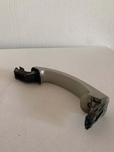 ajkula antena za auto: RUČICA VRATA ZA VOLKSWAGEN GOLF 6 OD 2008. DO 2013. GOD. - 1K5 837205 — 2