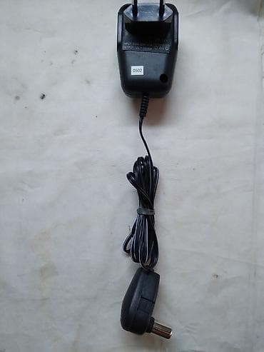 iphone 11 100€: Ispravljac Techsony za antenske sisteme220 V AC/12 V DC, 100 mA — 2