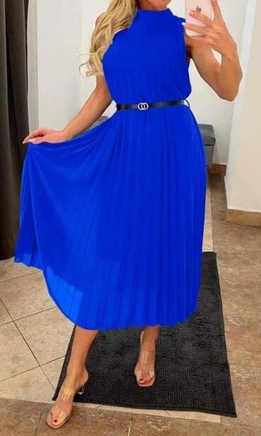 prelepe haljine: Prelepa haljina 
Do xxl
2400din — 8