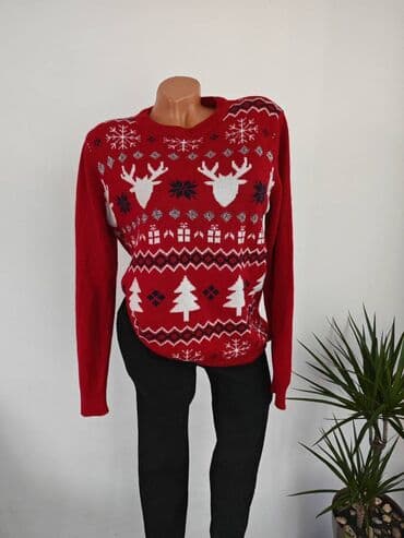 Novogodišnji džemper Veličina L Za sve informacije i porudžbine DM 🛍